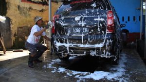 istockphoto-1304395735-612×612 Mobile Car Wash